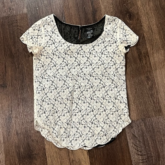 Aritzia Talula Blouse - Picture 1 of 2